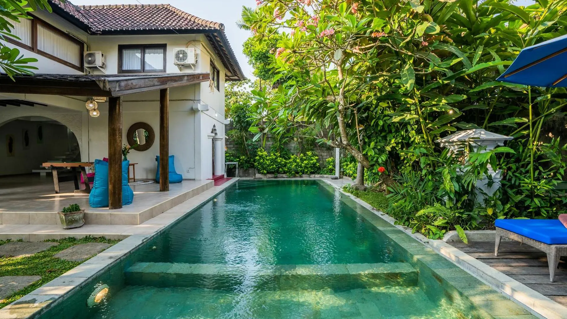 Dream Villa Near Seminyak Legian