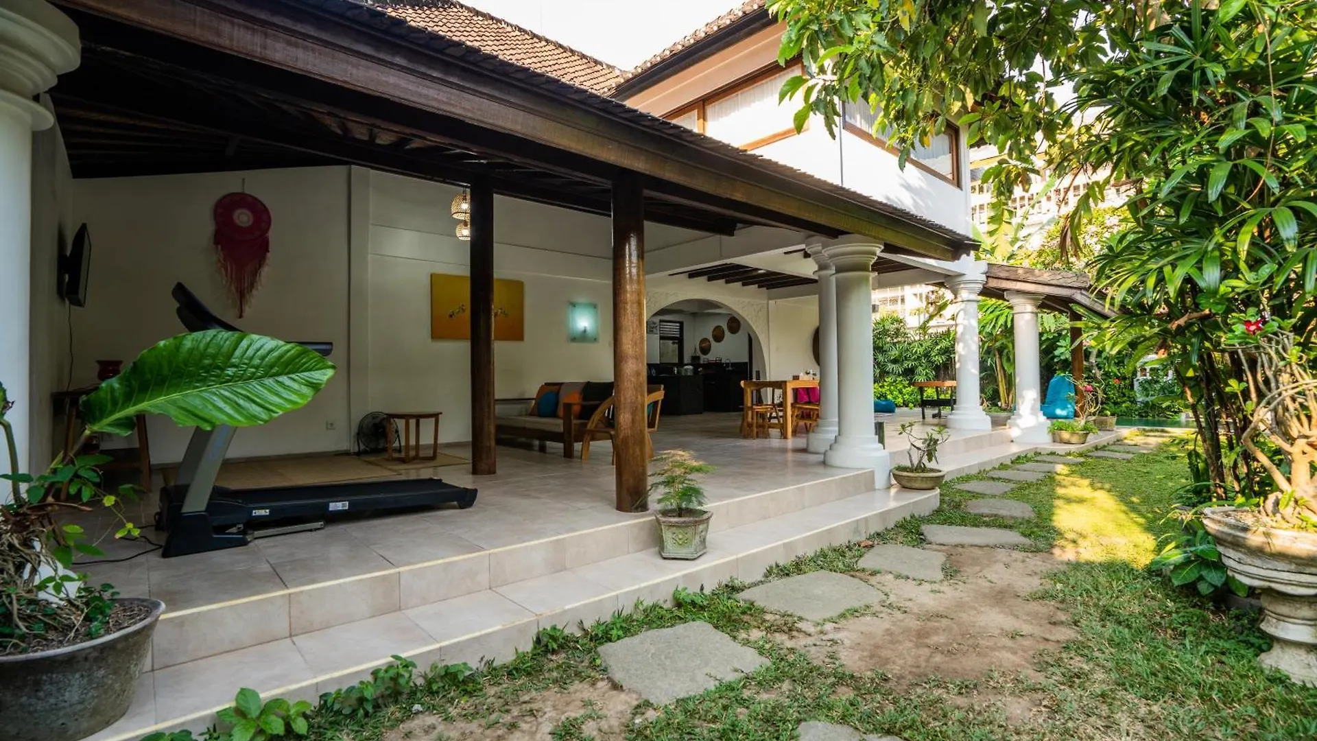 Dream Villa Near Seminyak Legian 0*,
